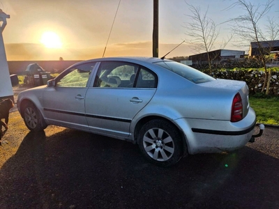 2005 - Skoda Superb Manual