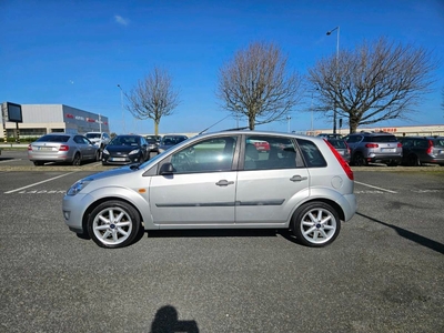 2006 - Ford Fiesta Manual