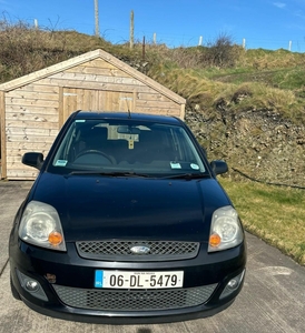 2006 - Ford Fiesta Manual