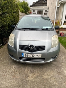 2006 - Toyota Yaris Manual