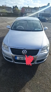 2006 - Volkswagen Passat Manual