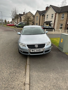 2006 - Volkswagen Passat Manual