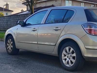 2007 - Opel Astra Manual