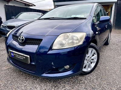 2007 - Toyota Auris Manual