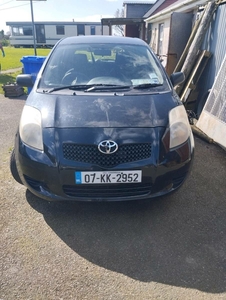 2007 - Toyota Yaris Manual