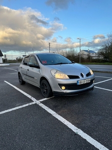 2008 - Renault Clio Manual