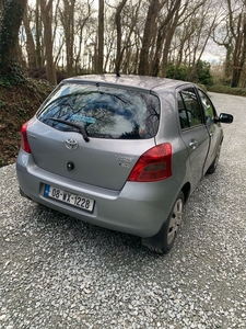 2008 - Toyota Yaris Manual