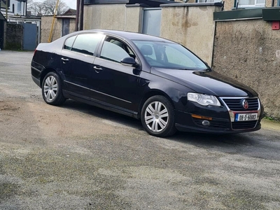 2008 - Volkswagen Passat Manual