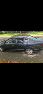 2008 - Volkswagen Passat Manual