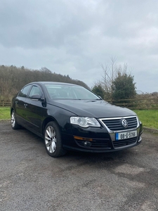 2008 - Volkswagen Passat Manual