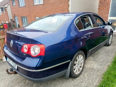 2008 - Volkswagen Passat Manual