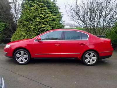 2008 - Volkswagen Passat Manual