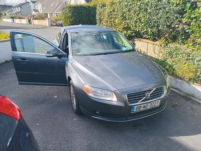 2008 - Volvo S80 Manual