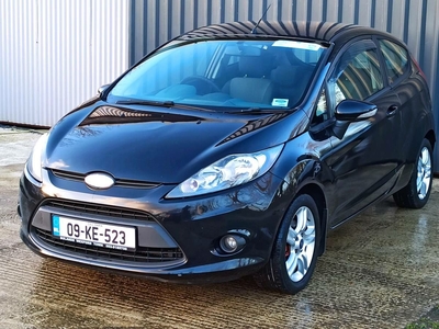 2009 - Ford Fiesta Manual