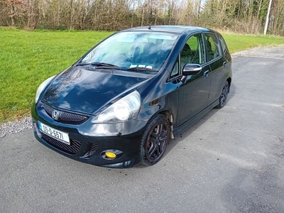 2009 - Honda Jazz Manual