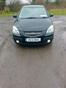 2009 - Kia Rio Manual