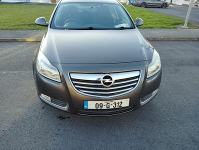 2009 - Opel Insignia Manual