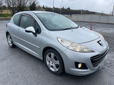 2009 - Peugeot 207 ---