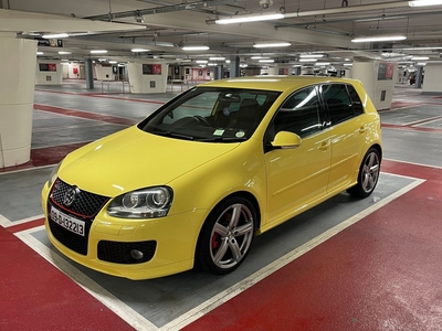 2009 - Volkswagen Golf Automatic