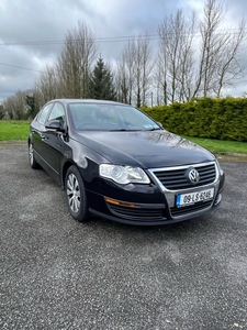 2009 - Volkswagen Passat ---