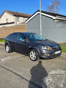 2010 - Ford Focus ---