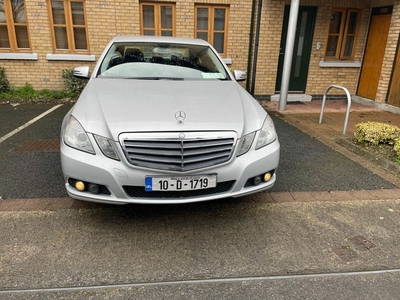 2010 - Mercedes-Benz E-Class Automatic