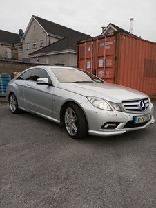 2010 - Mercedes-Benz E-Class Automatic