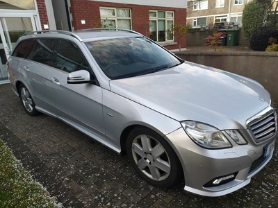 2010 - Mercedes-Benz E-Class Automatic