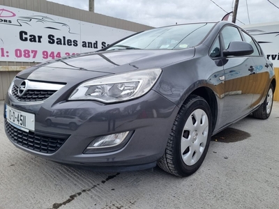 2010 - Opel Astra Manual