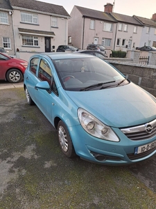 2010 - Opel Corsa Manual