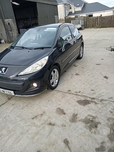 2010 - Peugeot 207 Manual