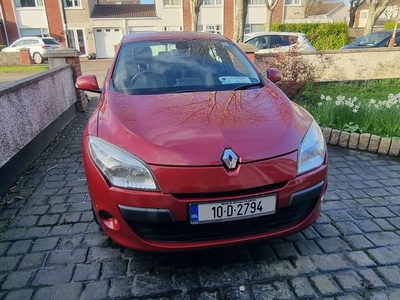 2010 - Renault Megane Manual