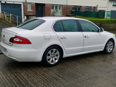 2010 - Skoda Superb Manual