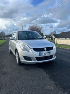 2010 - Suzuki Swift ---