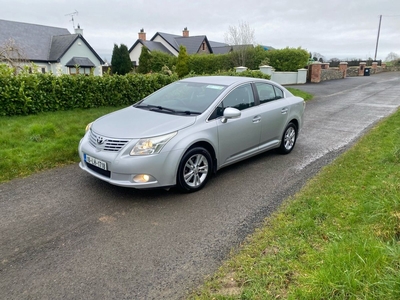 2010 - Toyota Avensis Manual