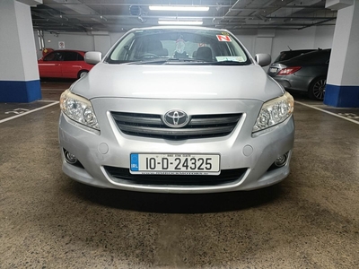 2010 - Toyota Corolla Manual