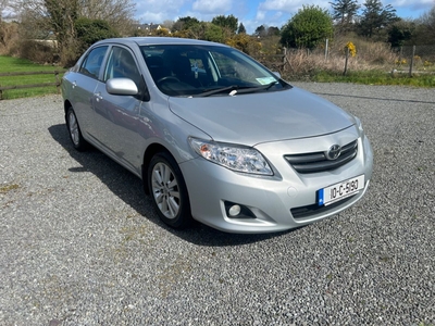 2010 - Toyota Corolla Manual