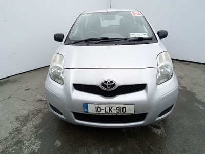 2010 - Toyota Yaris Manual