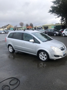 2010 - Vauxhall Zafira ---