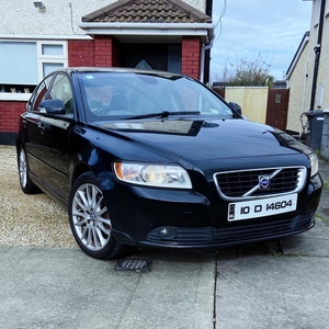 2010 - Volvo S40 Manual