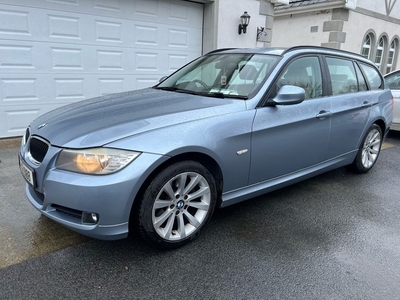 2011 - BMW 3-Series Manual