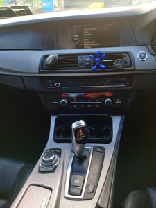 2011 - BMW 5-Series Automatic