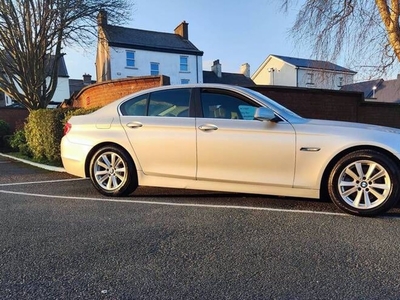 2011 - BMW 5-Series Manual