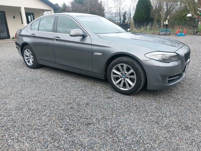 2011 - BMW 5-Series Manual