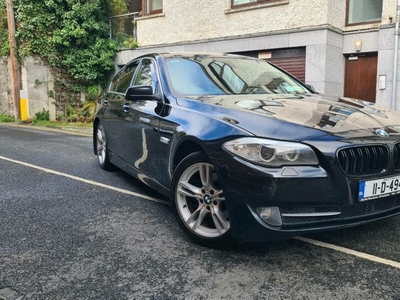 2011 - BMW 5-Series Manual