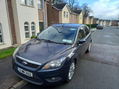 2011 - Ford Focus Manual