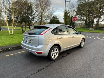 2011 - Ford Focus Manual