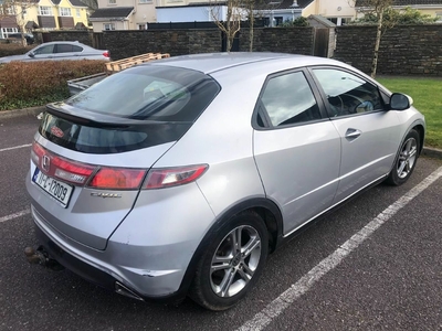 2011 - Honda Civic Manual