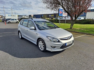 2011 - Hyundai i30 Manual