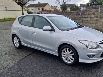 2011 - Hyundai i30 Manual